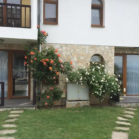 Апарт-отель Tsb Sun Coast 3*